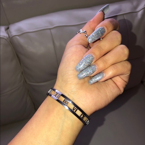 SOLD Tiffany & Co Diamond Atlas Bangle - Picture 7 of 8